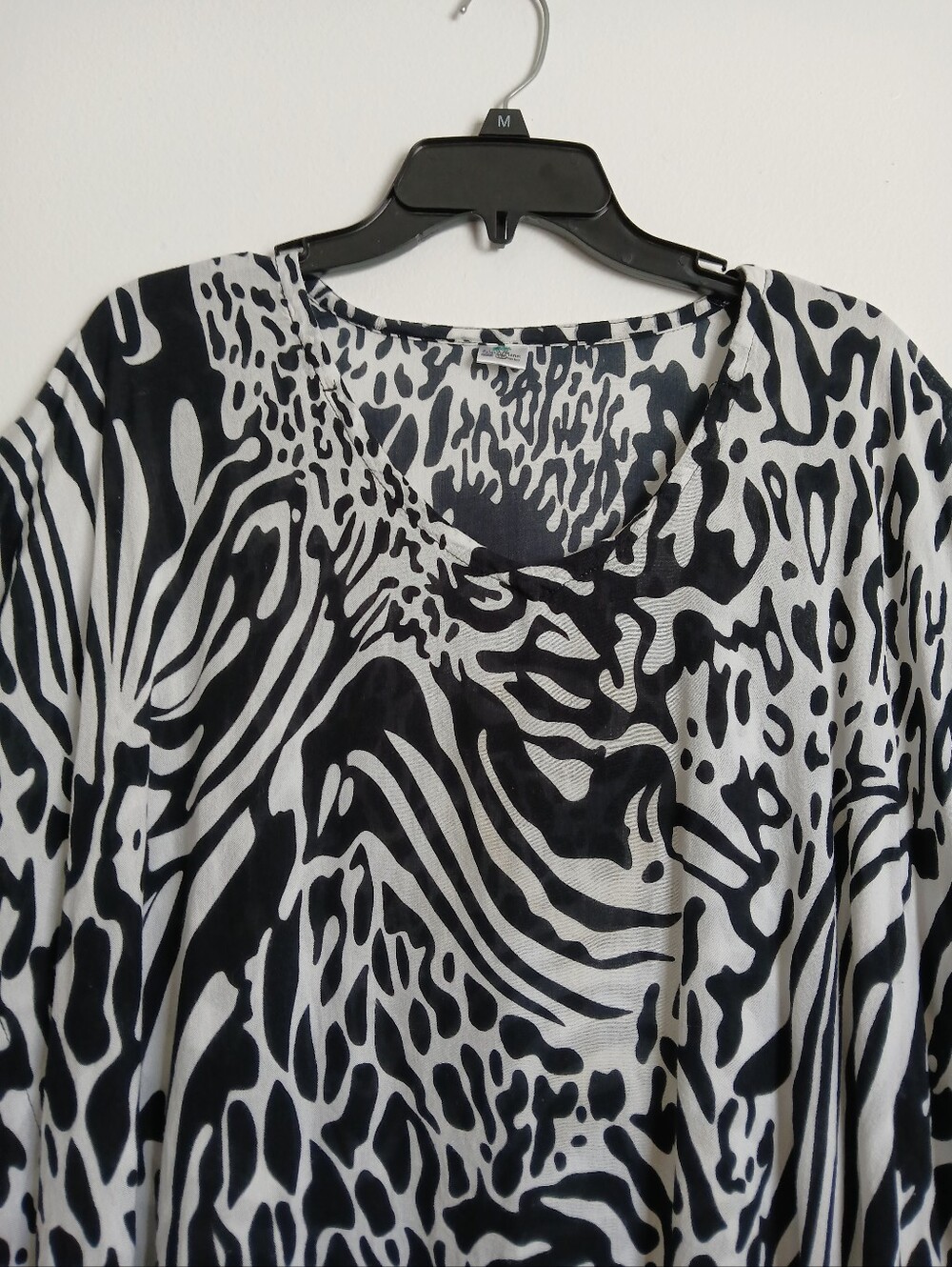 Island Planet Tassle Hem Black White Boho Top - Picture 6 of 12